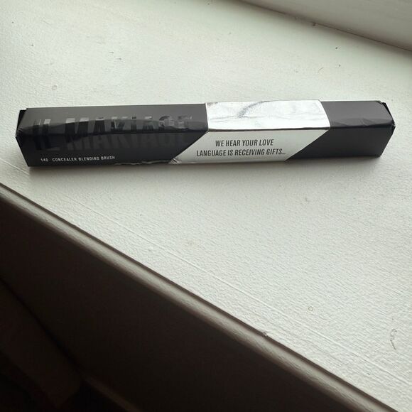 IL MAKIAGE concealer blending Makeup Brush NWT - Picture 5 of 5